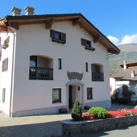 Residence Du Chateau Fenis Exterior foto